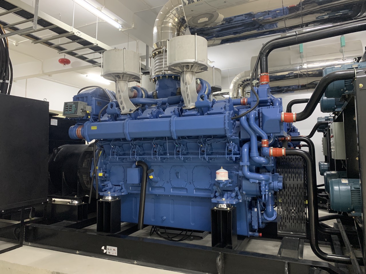 Cung cấp và lắp đặt 02 máy phát điện công suất 2000 kVA tại nhà máy Crystal Martin